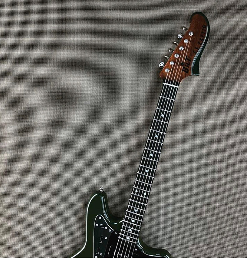 Bilt Zaftig 2019 Olive Drab w/ Lollar Staple P-90's & Black Mastery Hardware