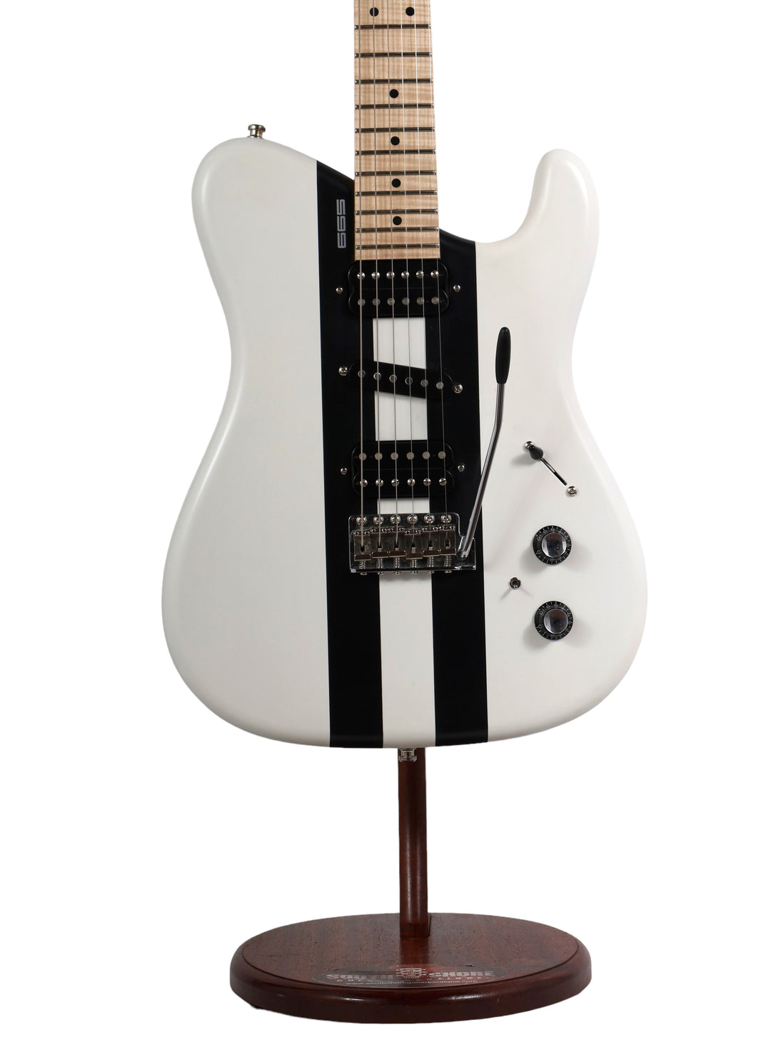 Tausch  665 2012 - 2014 - White with Black Stripes