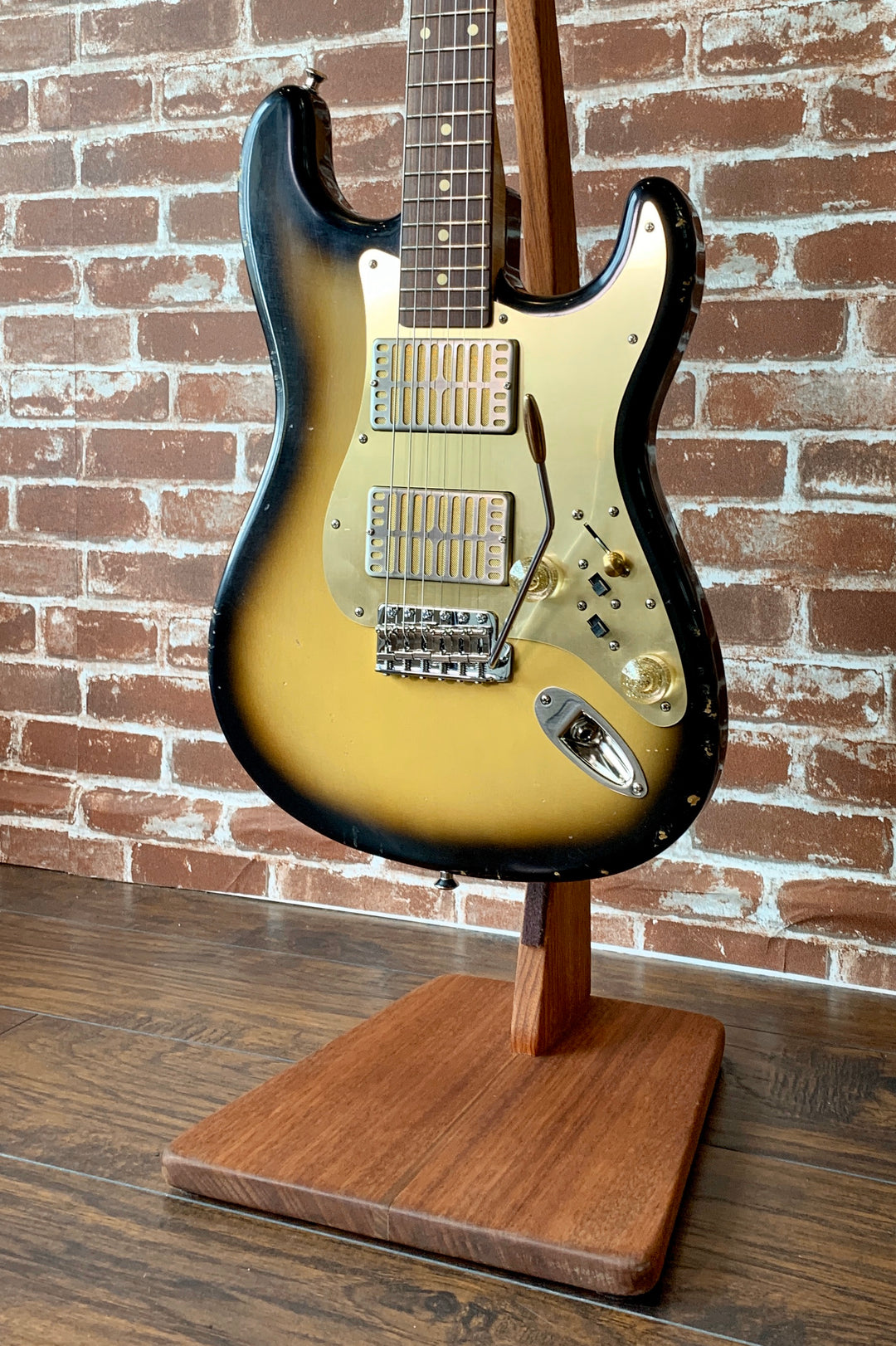 Waterslide S-Style W/ Dual Foils Aged Two-Tone Sunburst Nitro Finish (Authorized Dealer)