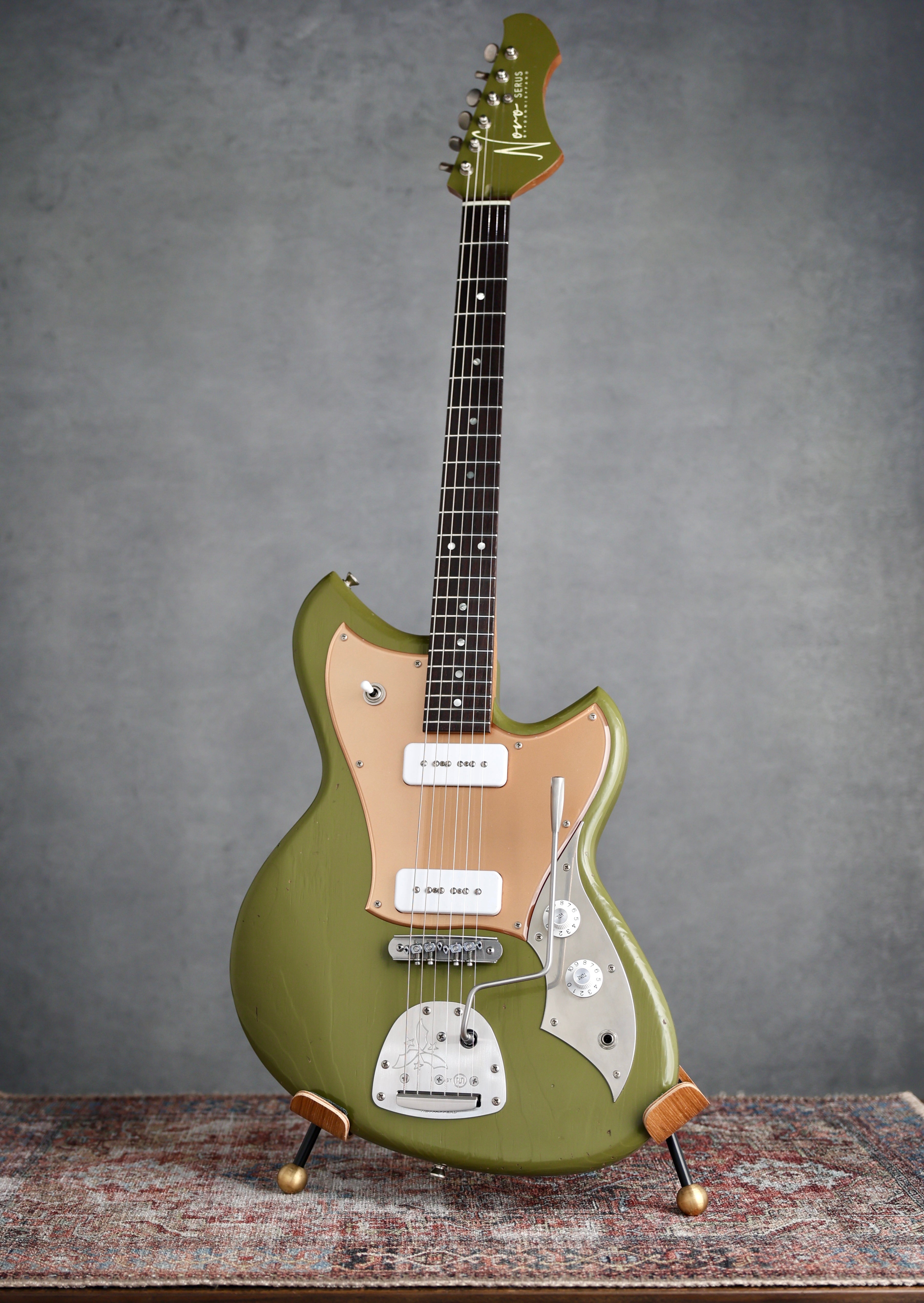 Novo Guitars - Serus J - 2025 - Uffington Green / Fralin P-90's
