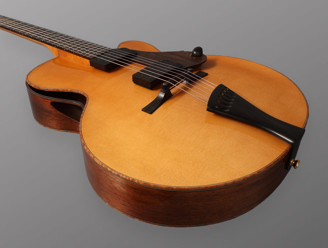 Jaén Guitars Siracusa 16E - 2023 - Natural - European Spruce / English Walnut. NEW (Authorized Dealer)