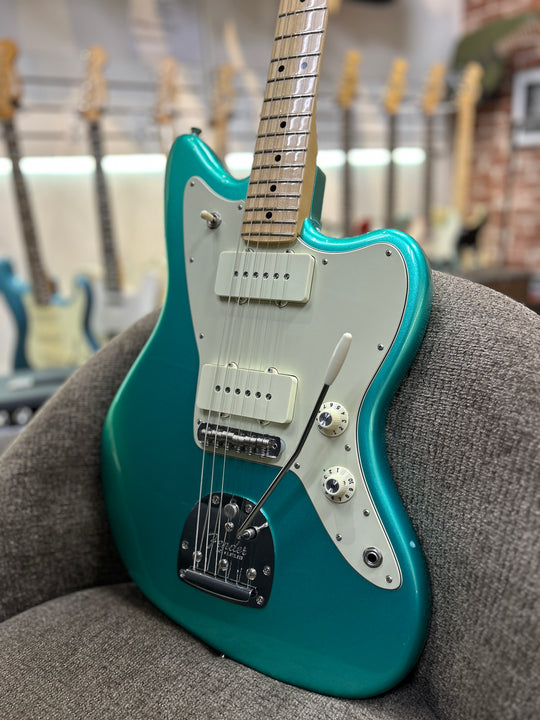 Fender American Professional Jazzmaster - Mystic Seafoam Green