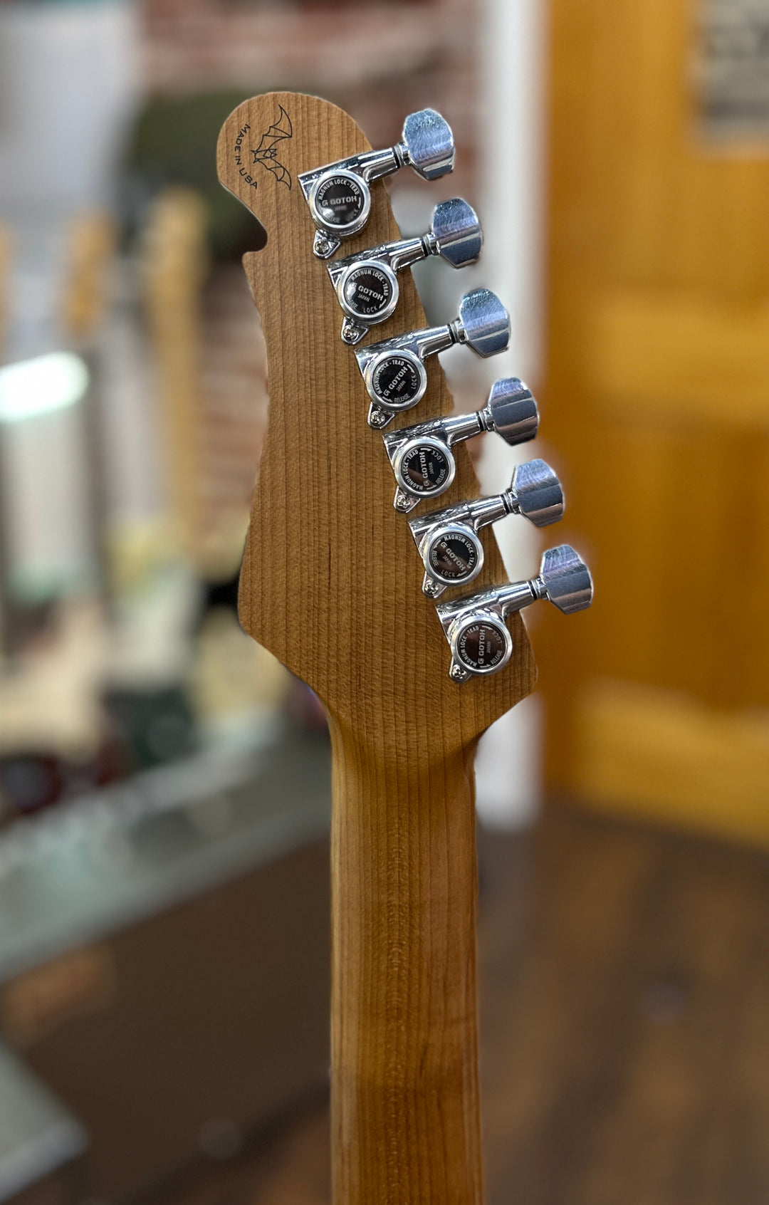 Sugi Rainmaker USA Custom Shop - 2-Tone Gold Burst