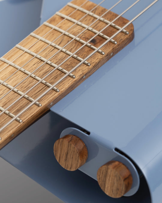Verso Orbit Baritone 2024. - Dove Blue / Walnut - Sheet Metal Body w/ freely adjustable Magnetic Pickups SC1 Neck & HB2 Bridge - NEW. (Authorized Dealer)