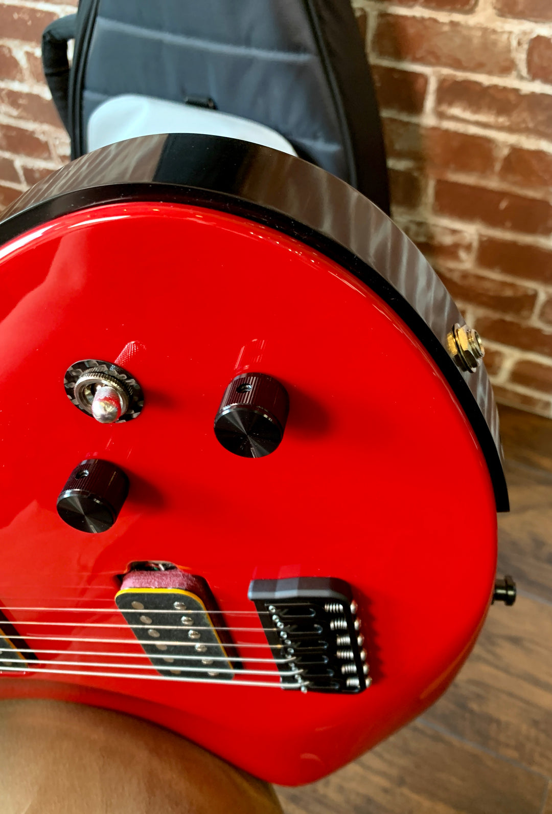 Dean Gordon Guitars 2020 Virtus, "Ferrari" Corsa Red, NEW (Authorized Dealer) *DEMO VIDEO ADDED*