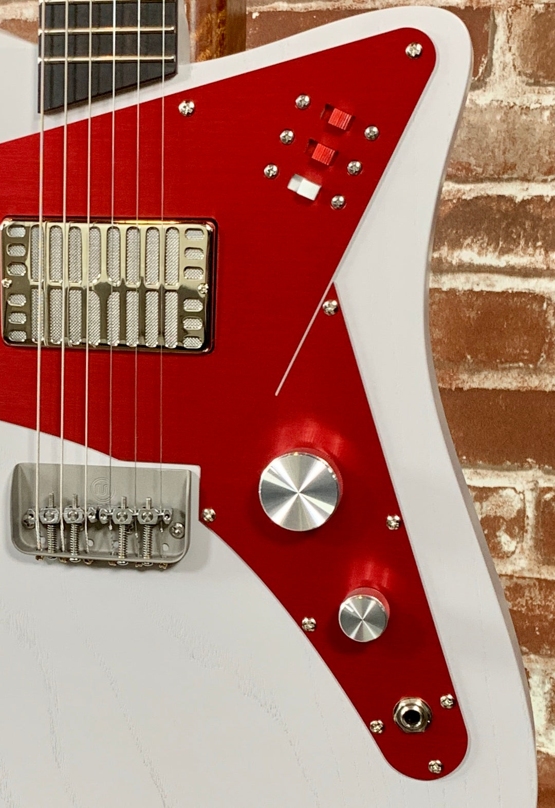 Uma Guitars (Early 2020) Jetson Concrete Grey/Red Anodized, Dual-Foil HB & Piezo Pickup, only 6lbs 7.4oz
