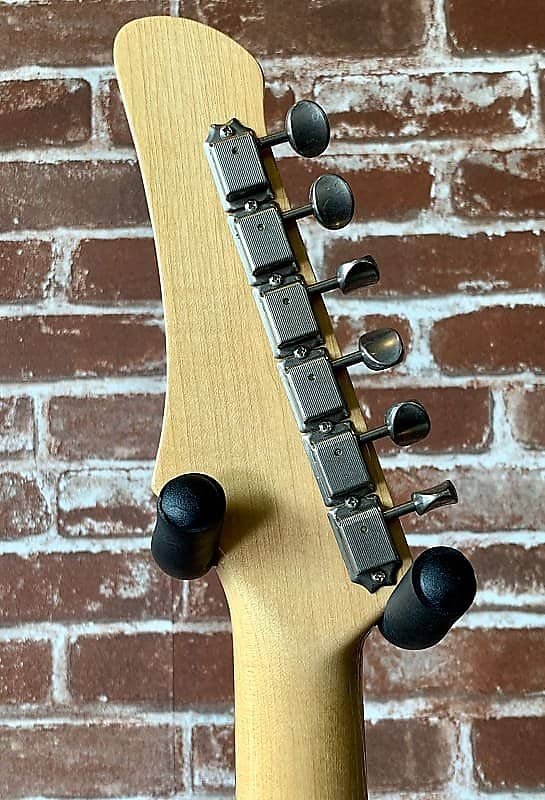 Prisma Guitars Sunset Custom, Red, Light Relic, Mojo UK Gold Foil's, New 2020 (Authorized Dealer)