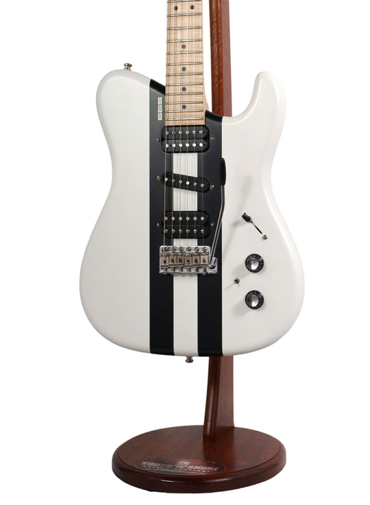 Tausch  665 2012 - 2014 - White with Black Stripes