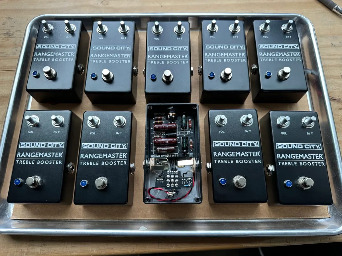 Sound City Rangemaster Treble Booster - Black – South Shore Guitar