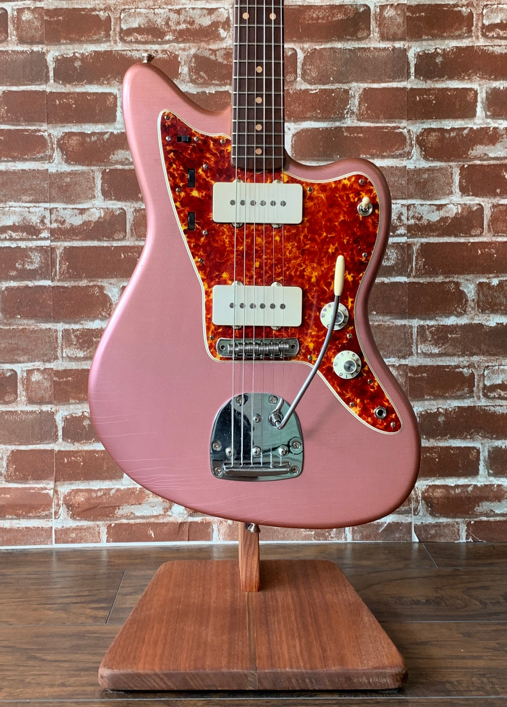 Mario Guitars Jazz-Style Offset 2019 Burgundy Mist Metallic.  "Authorized Mario Guitars Dealer"