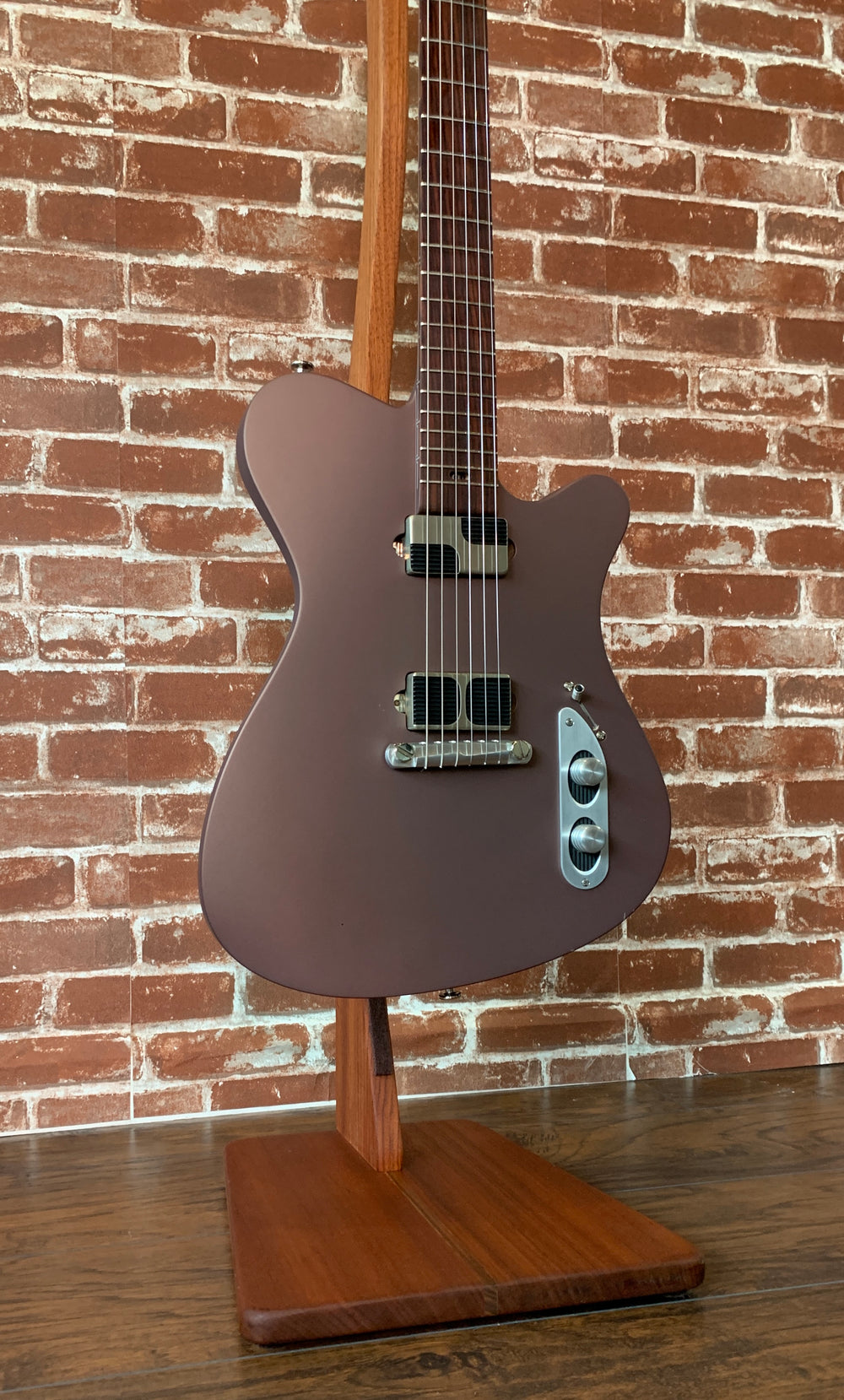 Tao T-Bucket Set Neck "Purple Metallic" 2015