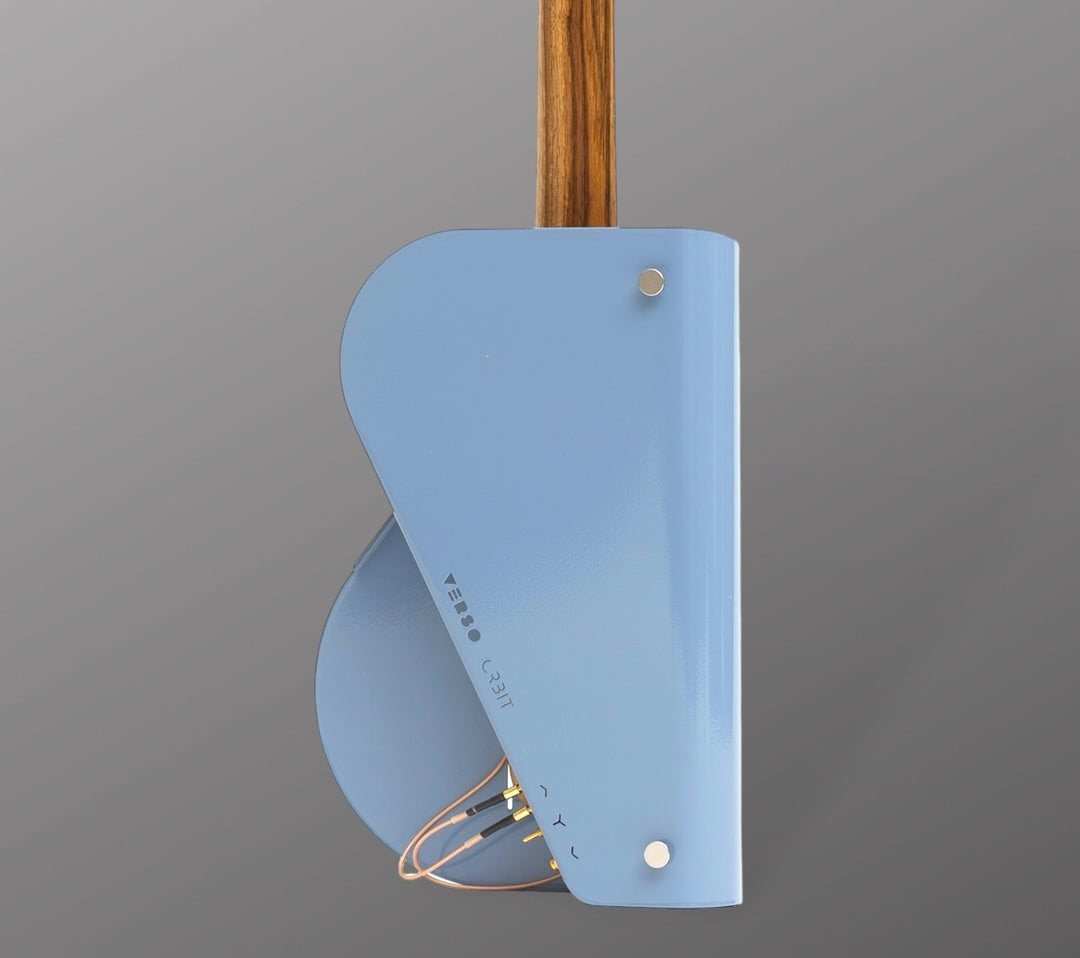 Verso Orbit Baritone 2024. - Dove Blue / Walnut - Sheet Metal Body w/ freely adjustable Magnetic Pickups SC1 Neck & HB2 Bridge - NEW. (Authorized Dealer)