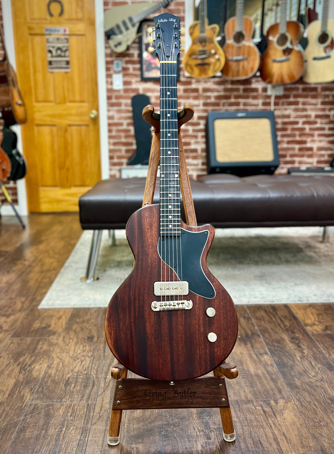 Wide Sky Guitars Junior 2021 - Mahogany / Natural w/ Curtis Novak P-90