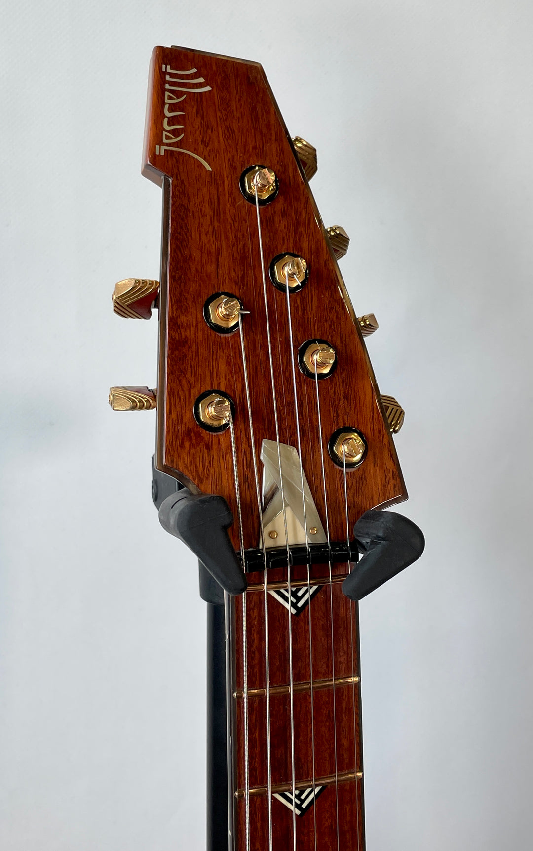 Jesselli Guitars Modernaire Style 2 Hollow 1-Piece Body NEW 2021 (Authorized Dealer) *Video Added*